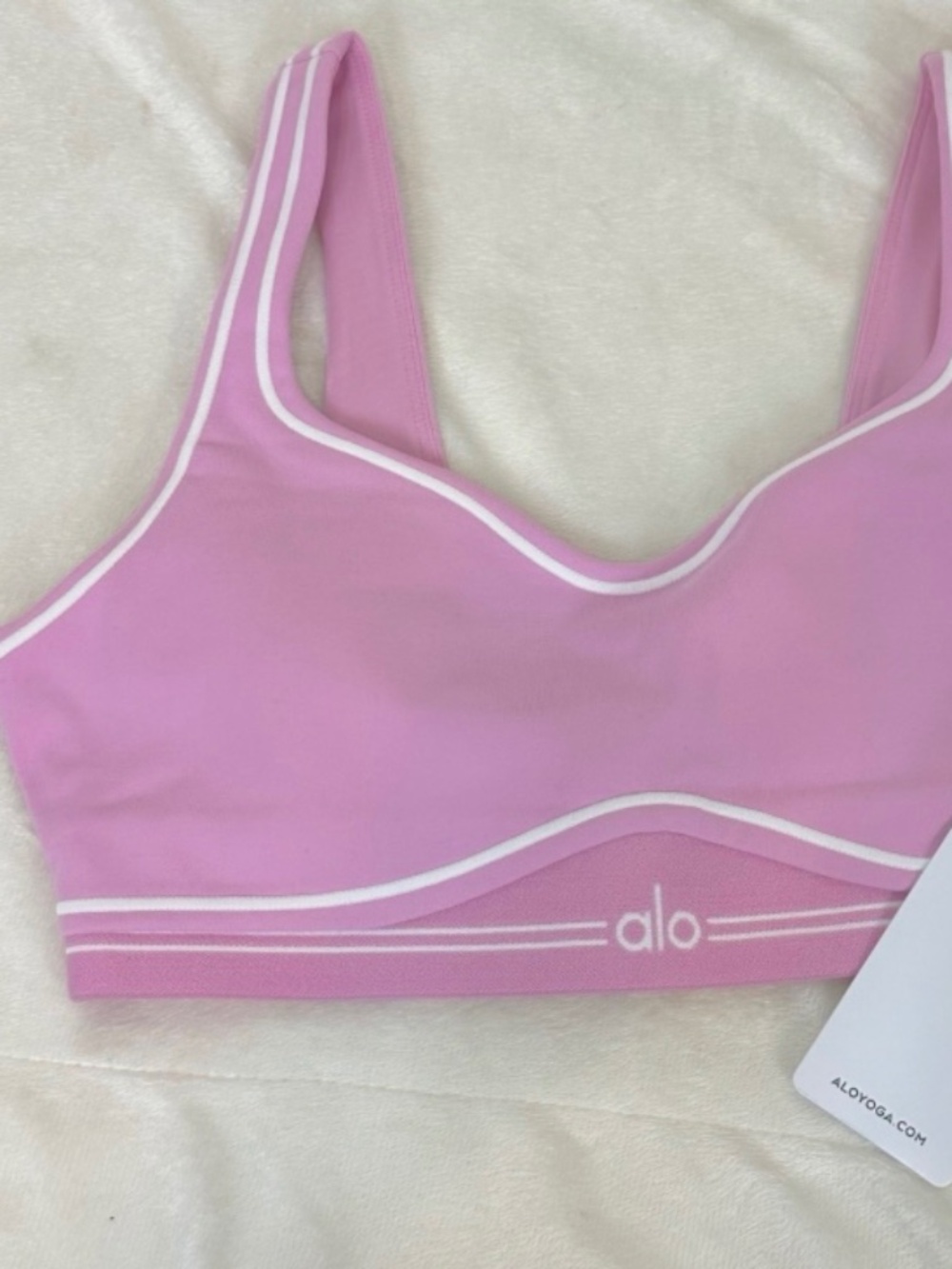 XS Pink alo heart throb bra